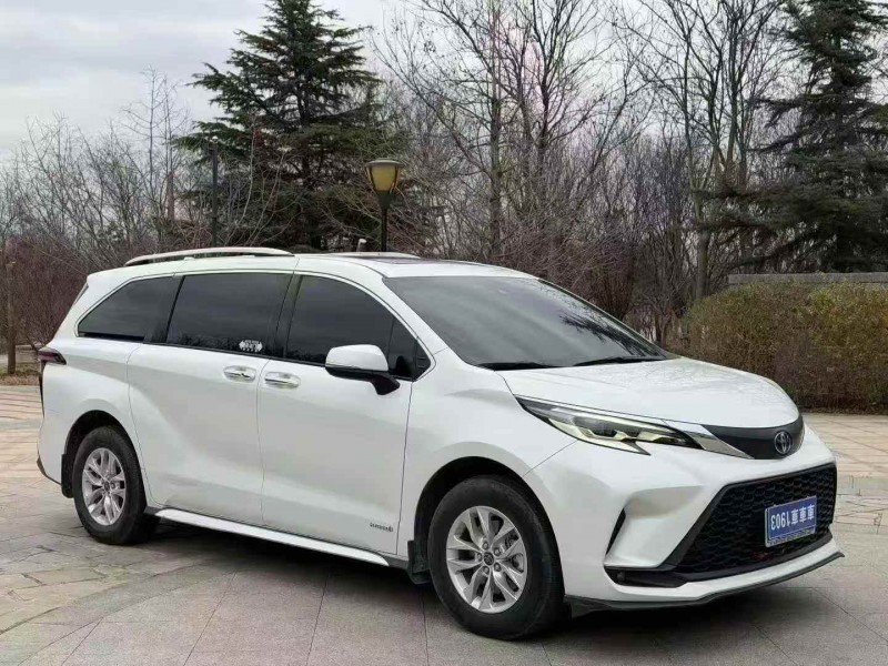 济宁24年丰田格瑞维亚2