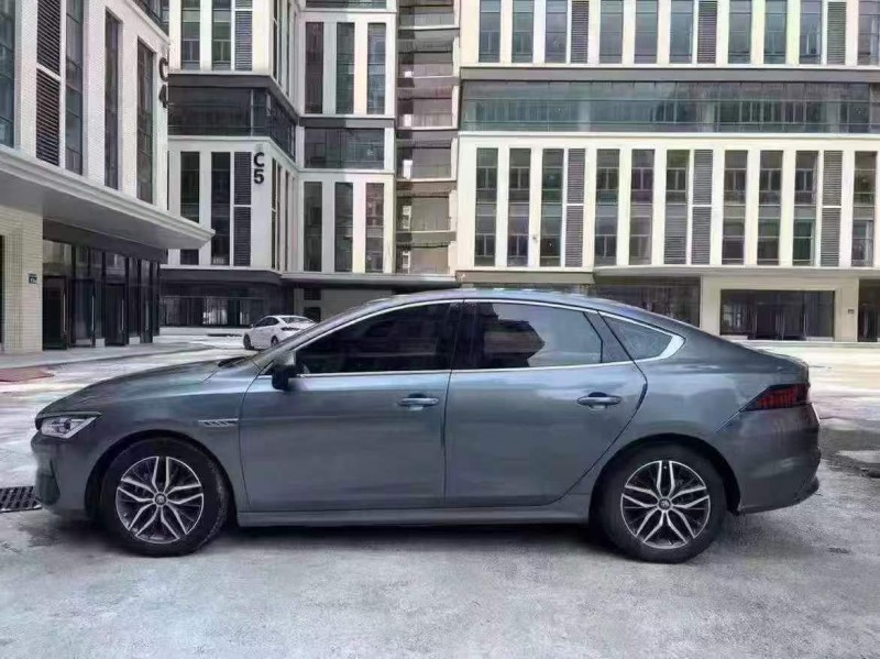 广州21年比亚迪秦4