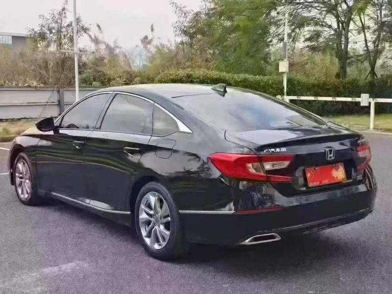 广州20年本田雅阁7