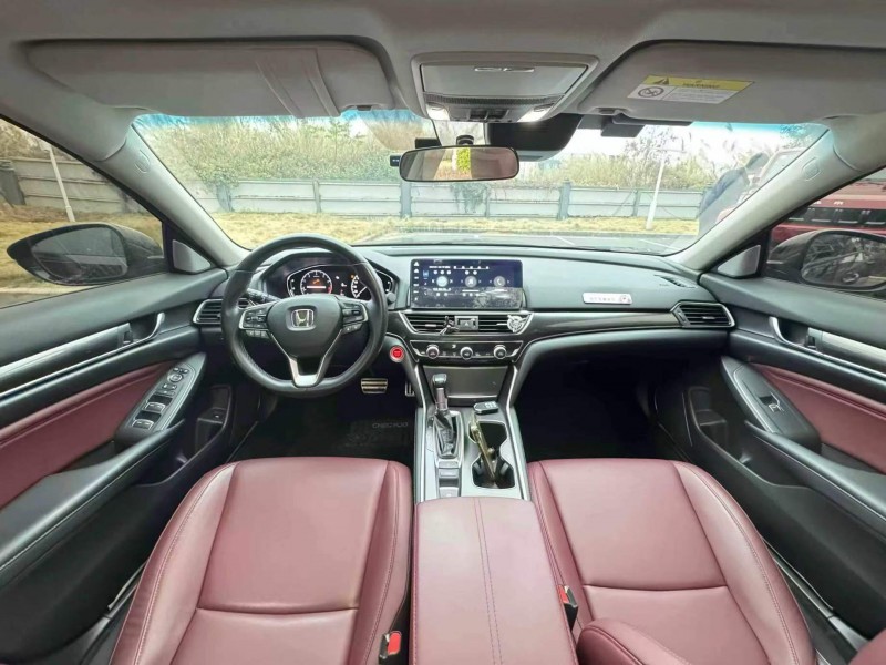 广州22年本田雅阁4