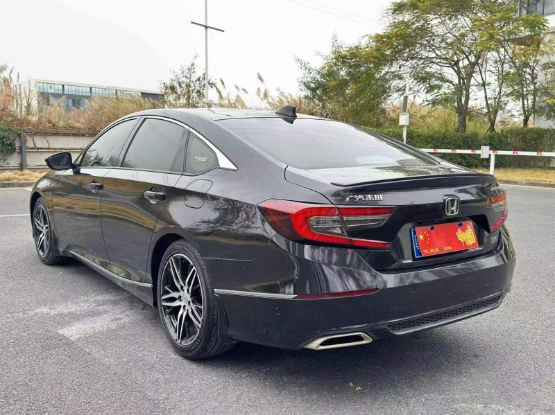 广州22年本田雅阁7