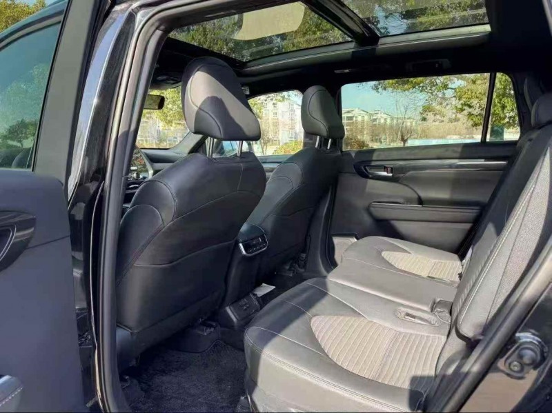 常州23年丰田皇冠7