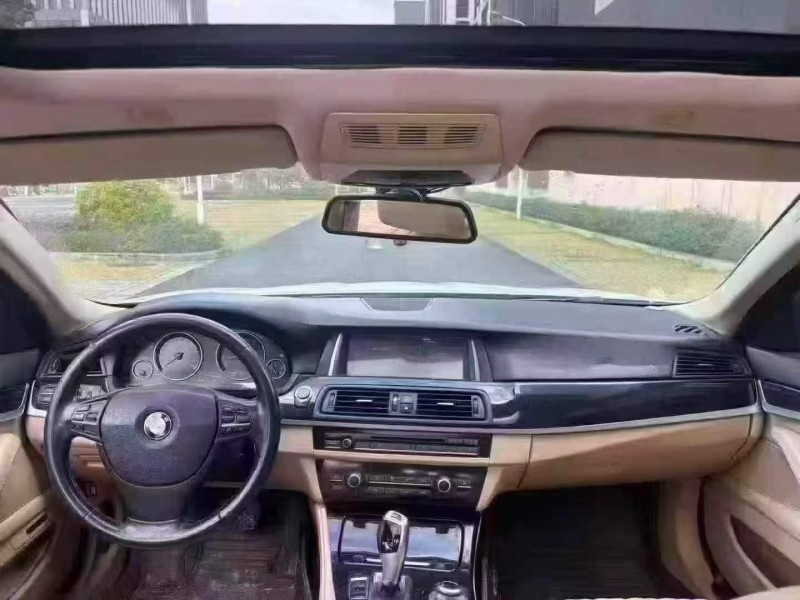 广州13年宝马5系8