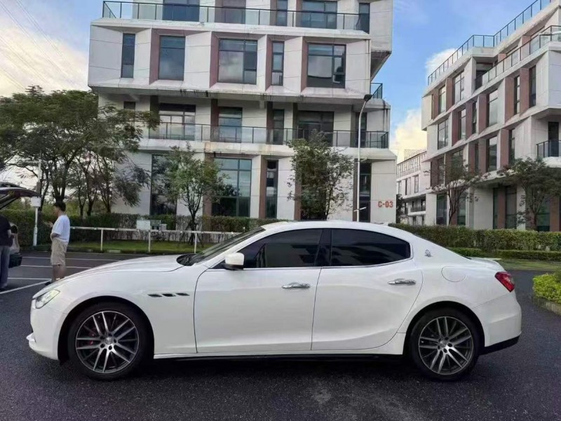 广州16年玛莎拉蒂Ghibli3