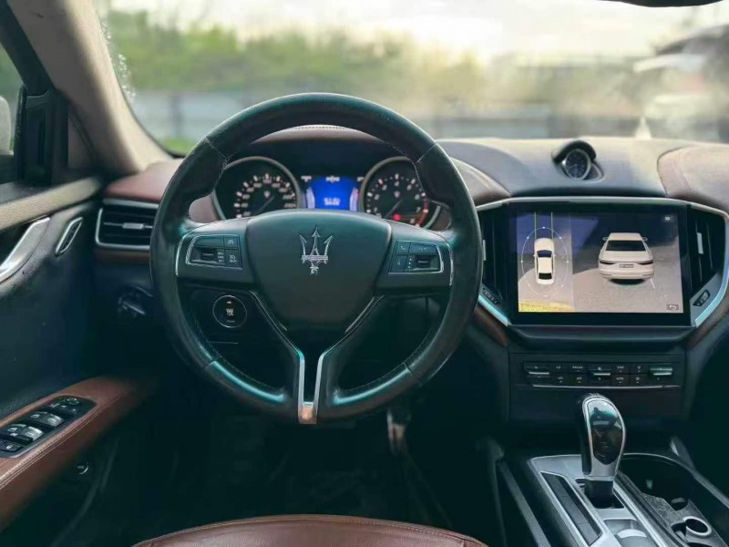 广州16年玛莎拉蒂Ghibli6