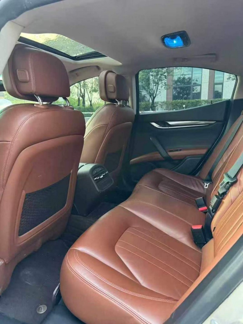 广州16年玛莎拉蒂Ghibli7