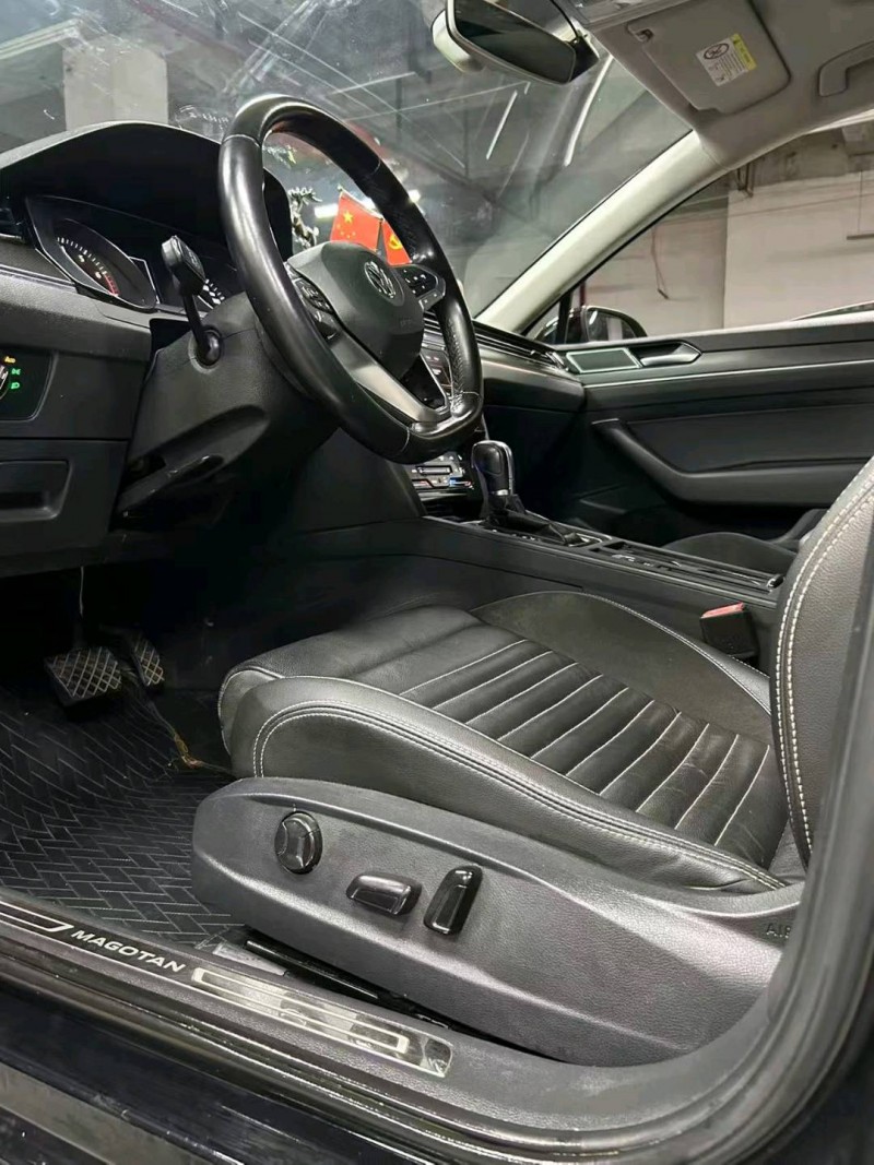 成都20年大众迈腾6