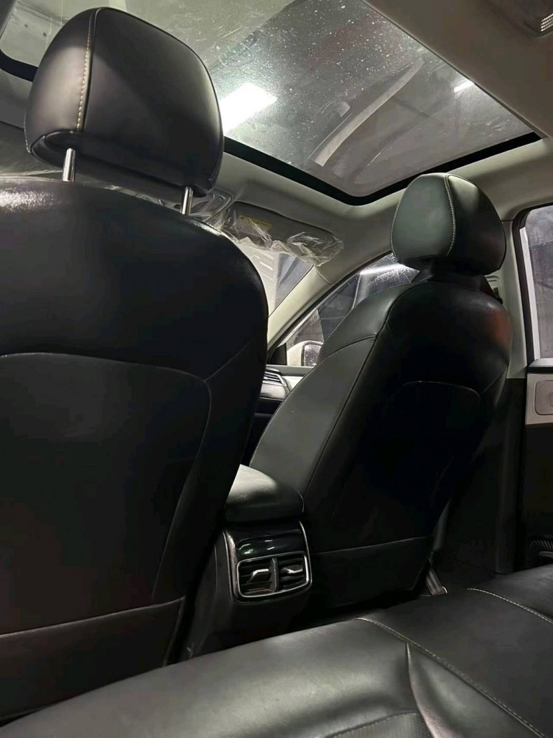 成都23年荣威i63