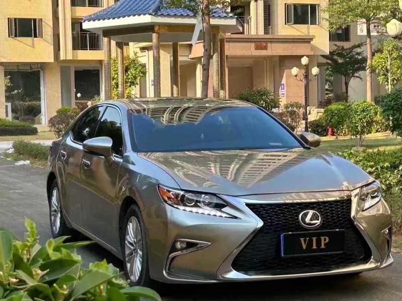 东莞18年雷克萨斯ES2