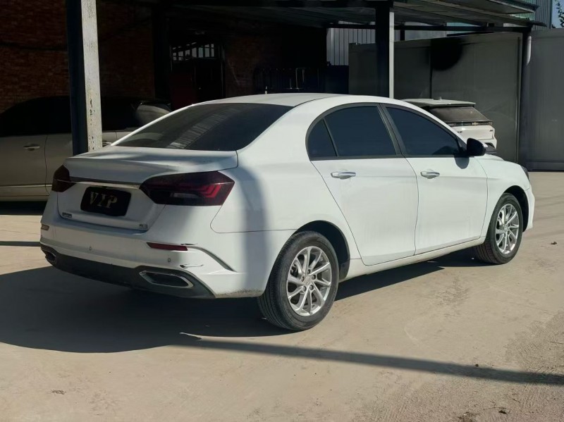 新乡20年吉利帝豪7