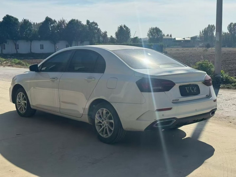 新乡20年吉利帝豪8