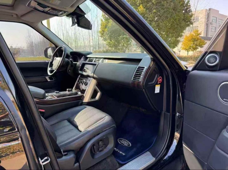 徐州17年路虎揽胜行政4