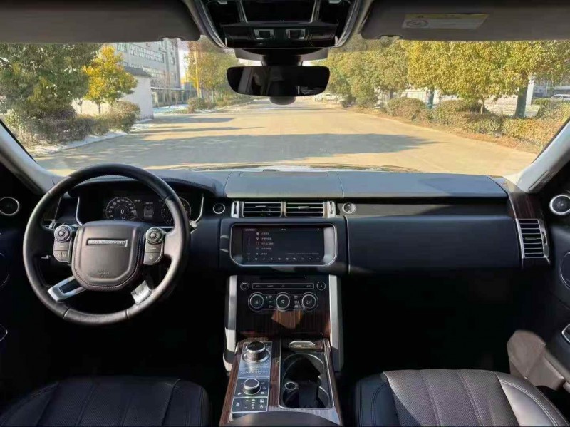 徐州17年路虎揽胜行政6