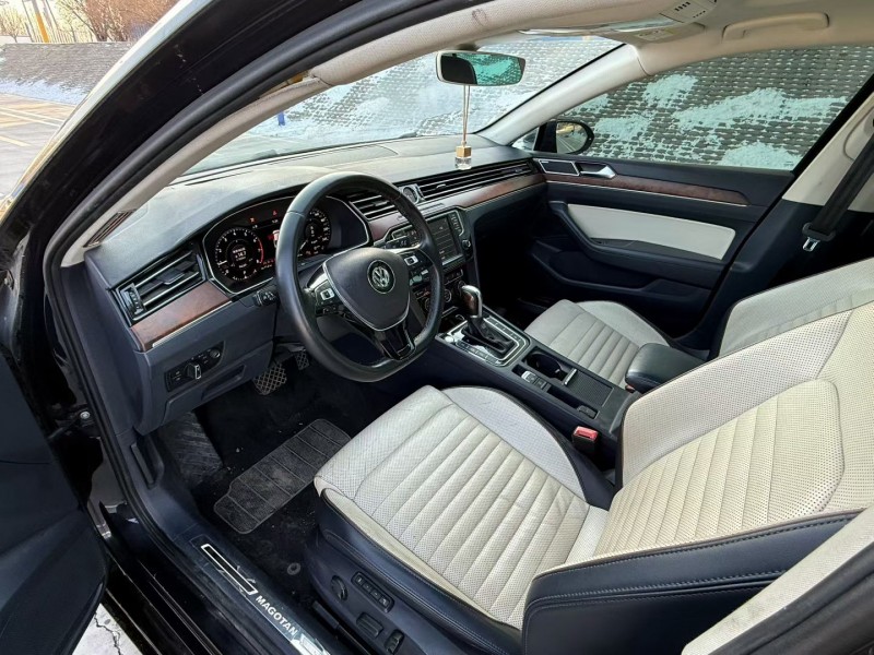 青岛18年大众迈腾6