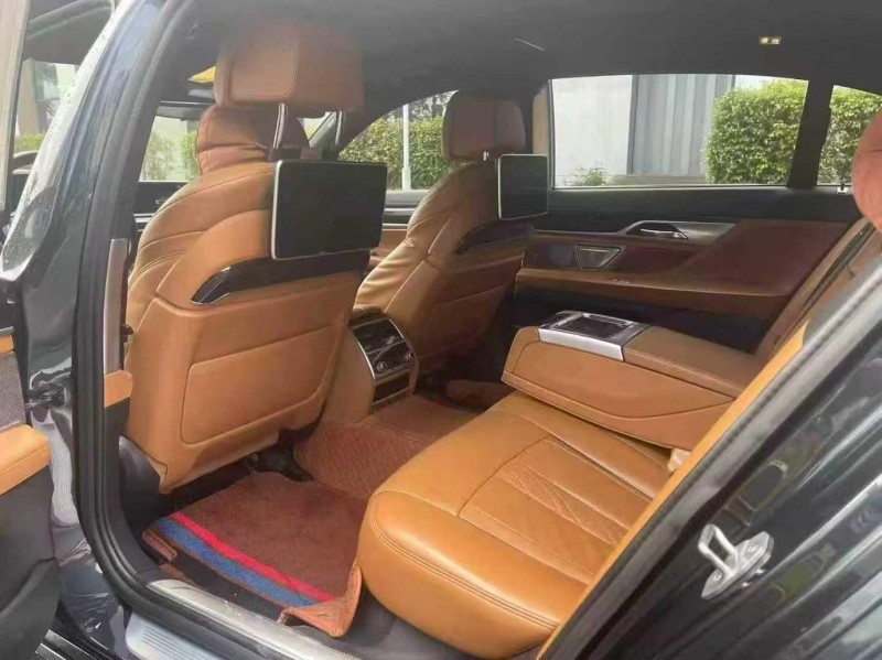 广州17年宝马7系7