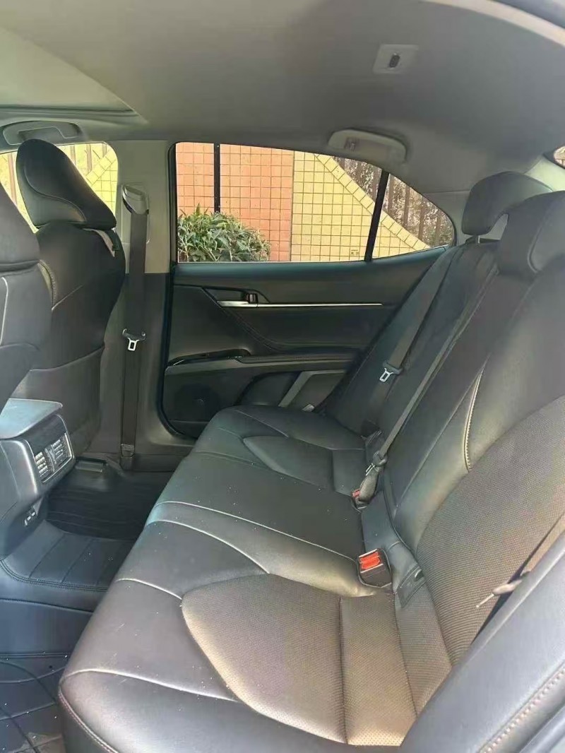 东莞24年丰田凯美瑞5