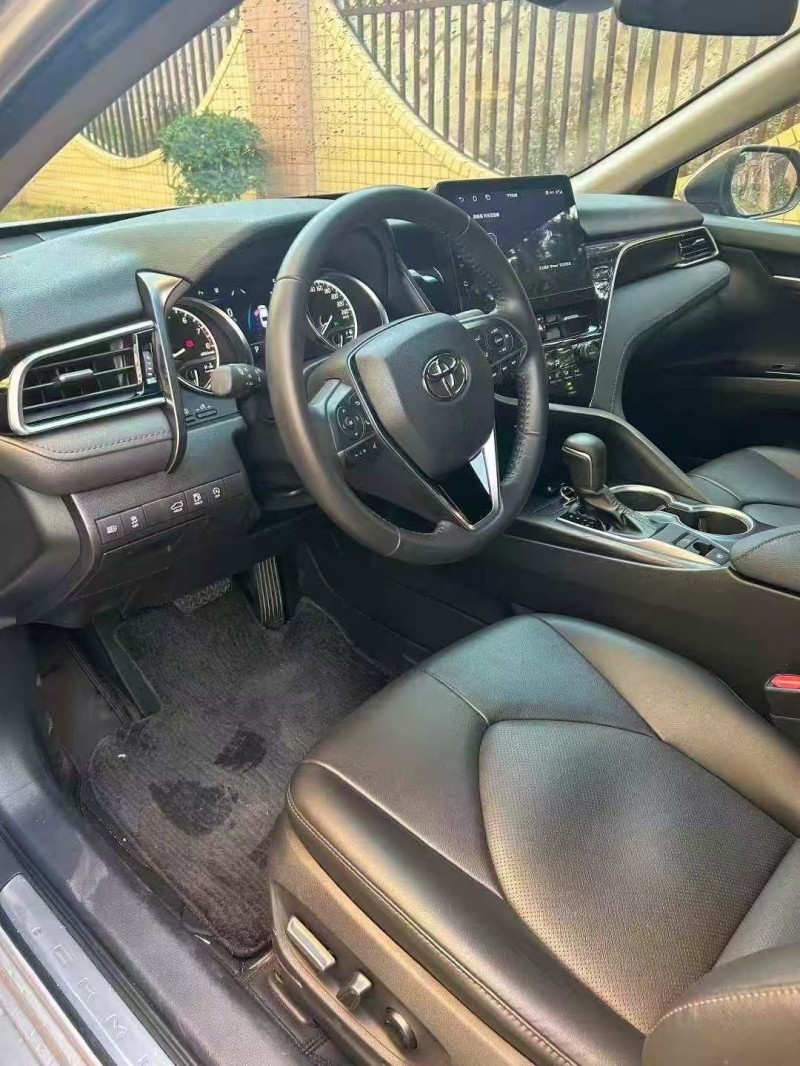 东莞24年丰田凯美瑞6