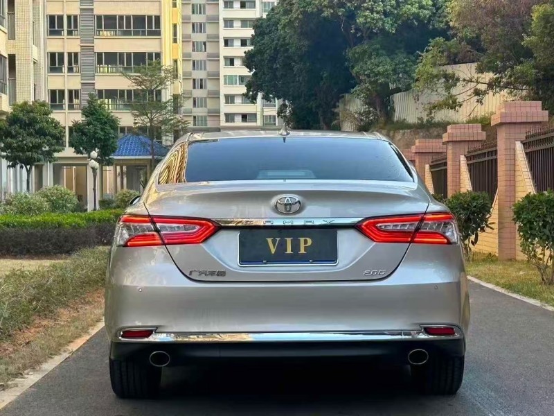 东莞24年丰田凯美瑞8