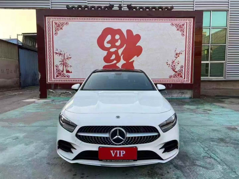 东营23年奔驰A1