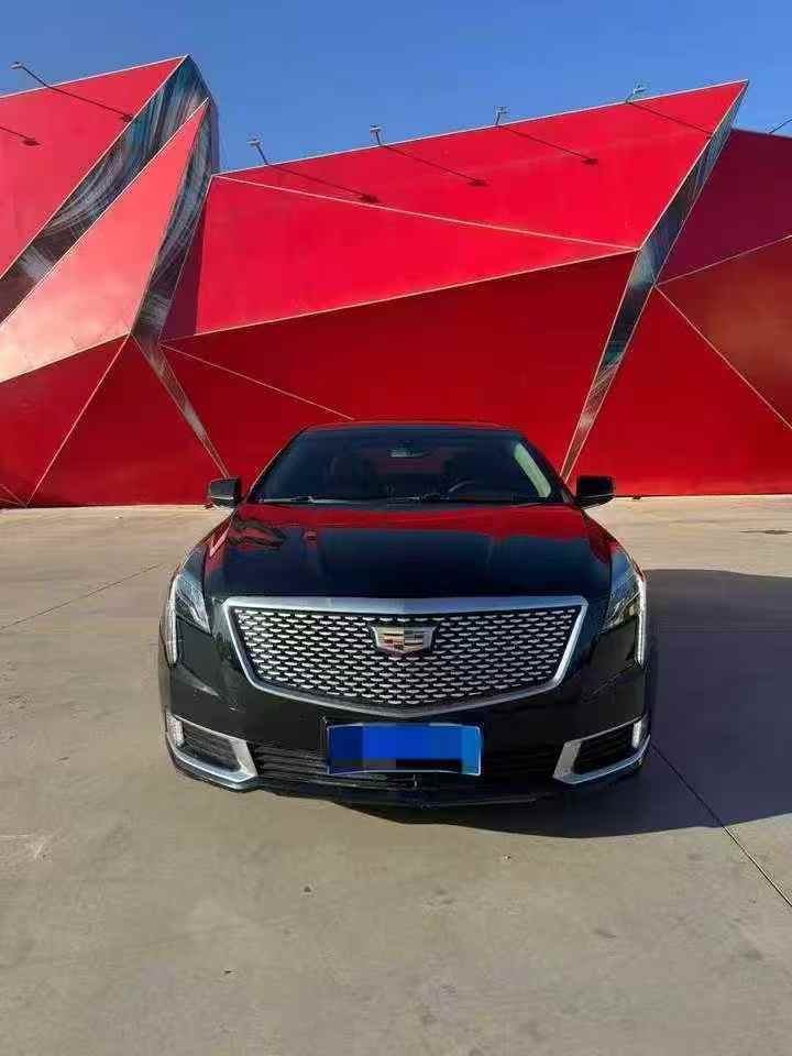 承德17年凯迪拉克XTS1