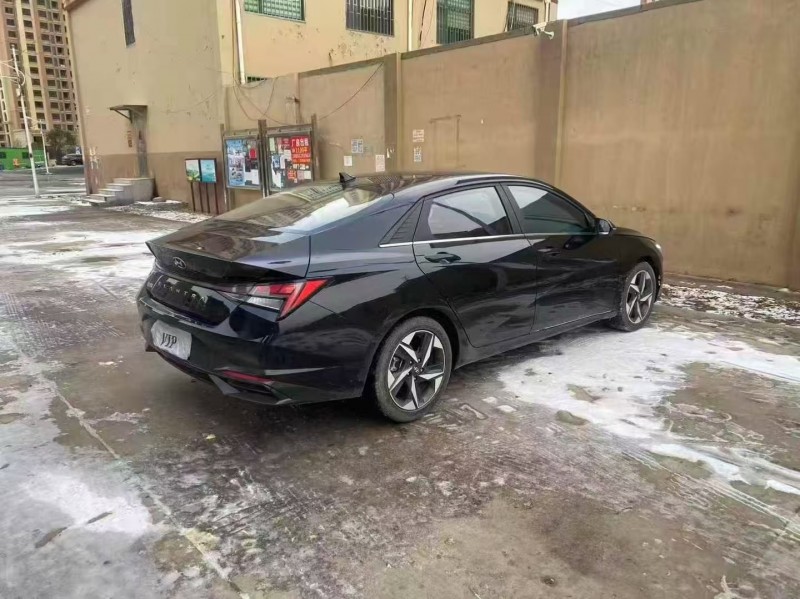 青島21年現代伊蘭特7