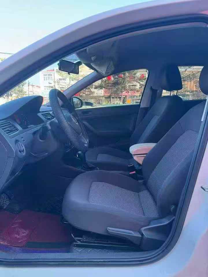 秦皇岛22年大众桑塔纳5