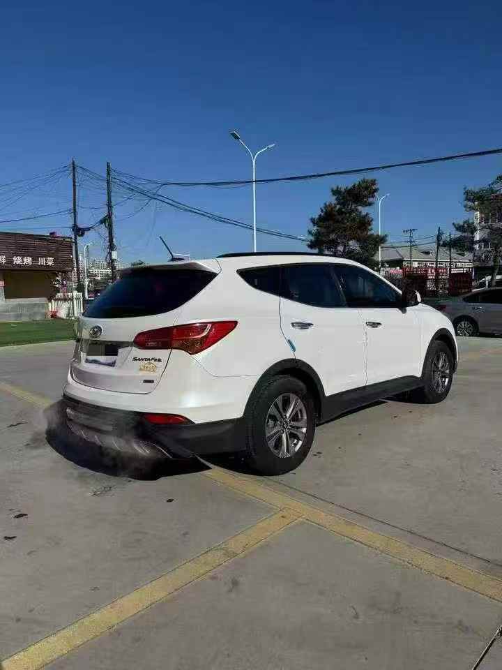 邢台14年现代新胜达8