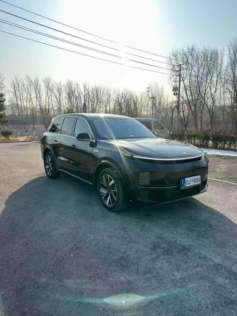 济宁23年理想L82