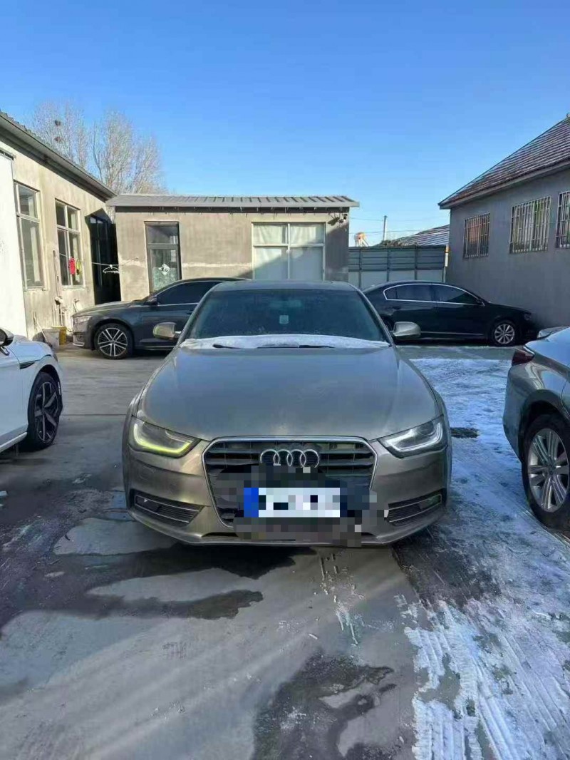 青岛13年奥迪A4L1