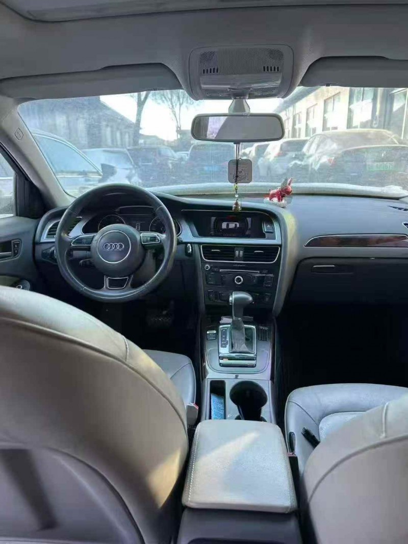 青岛13年奥迪A4L5