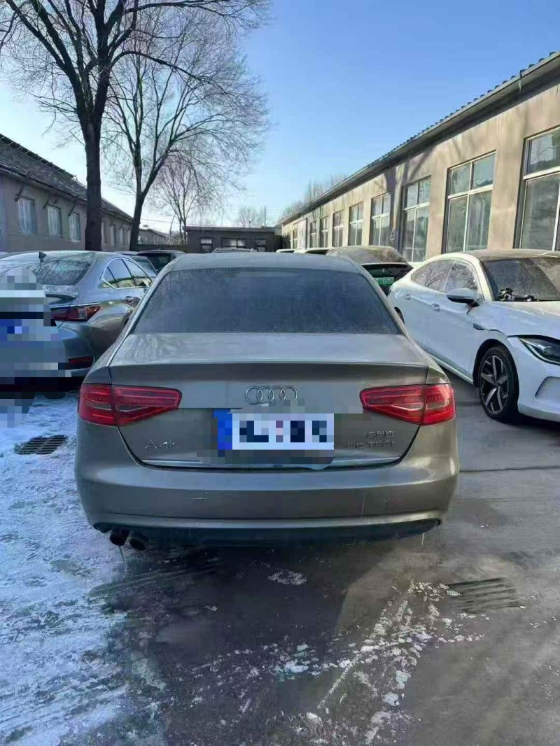 青岛13年奥迪A4L7