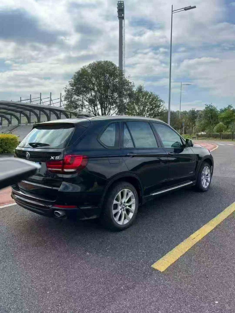 南平14年宝马X57