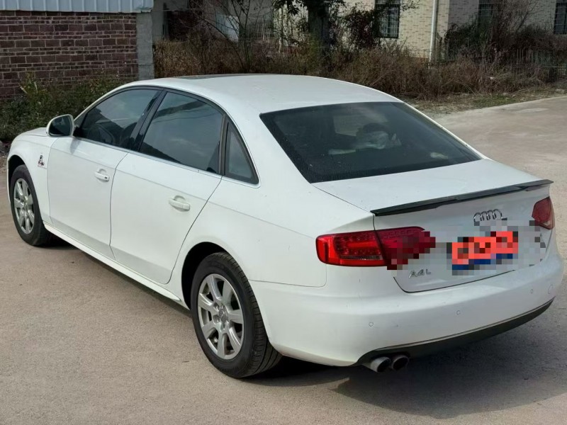 广州12年奥迪A4L8