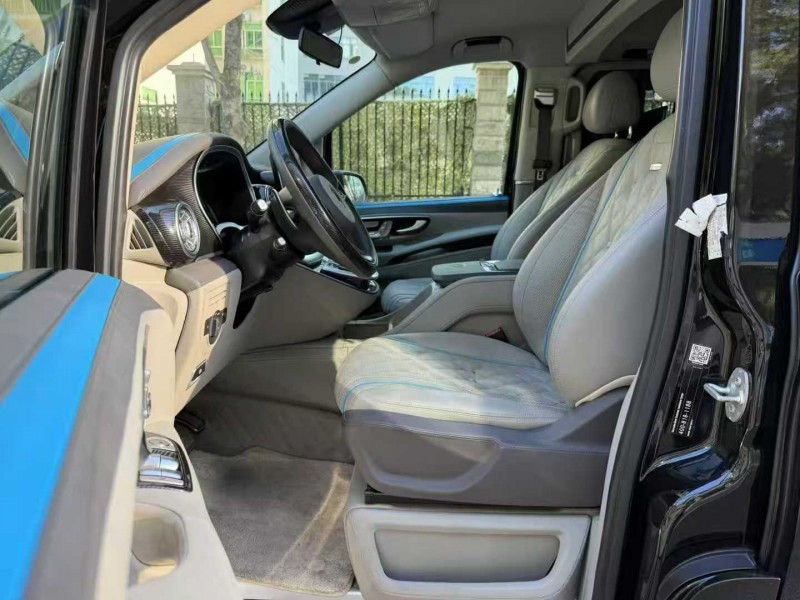 深圳24年奔驰龙程4