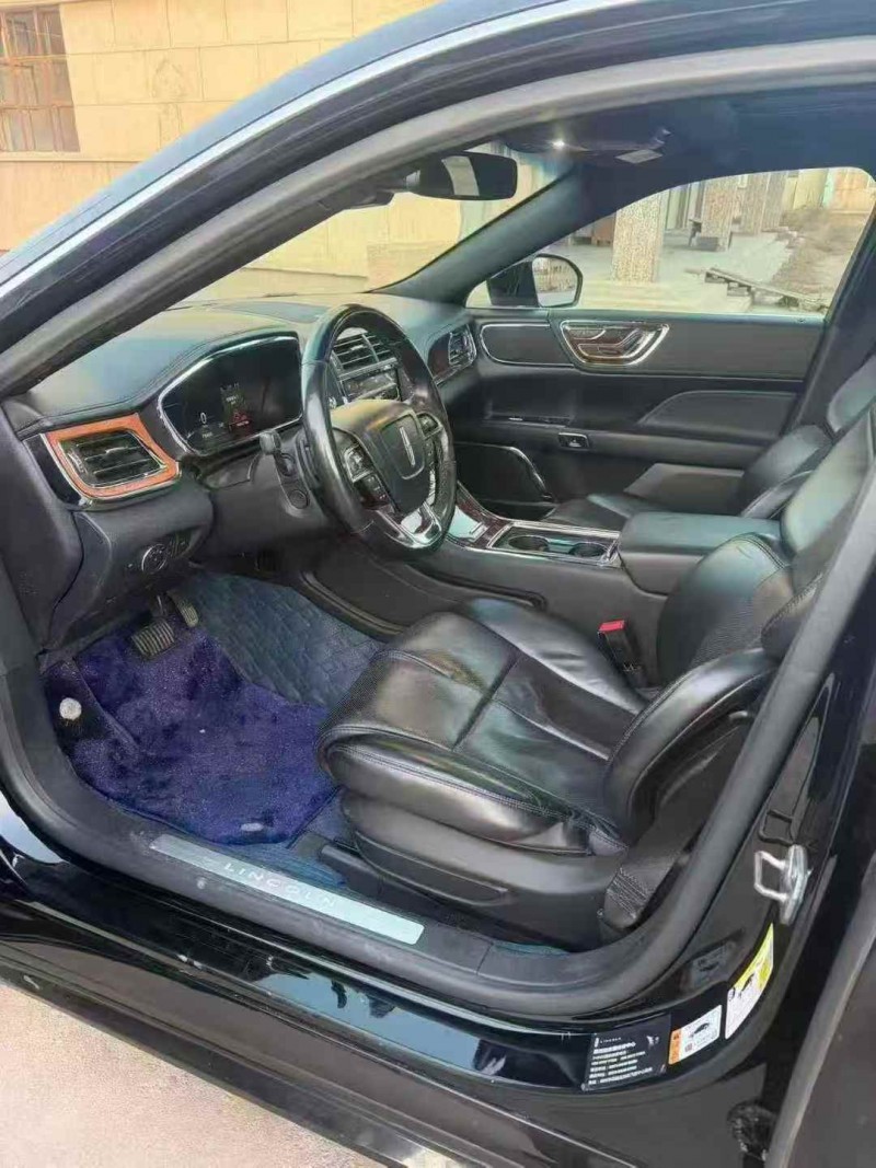 乌海18年林肯大陆4