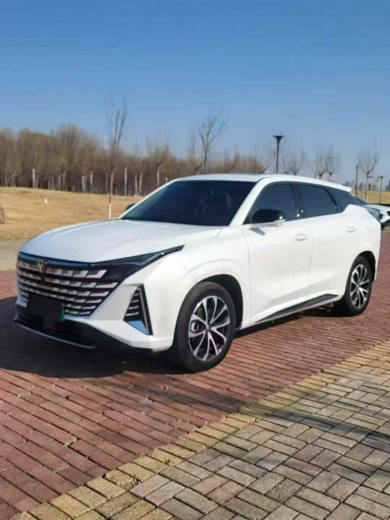 济宁24年长安汽车UNI2