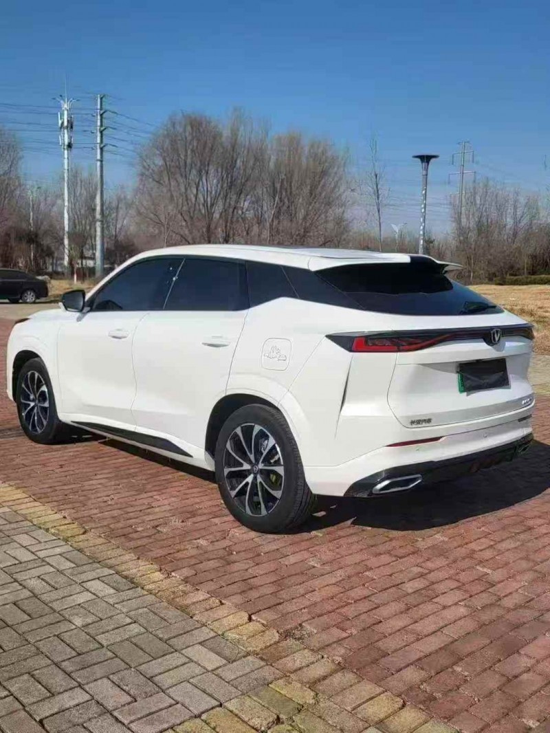 济宁24年长安汽车UNI8