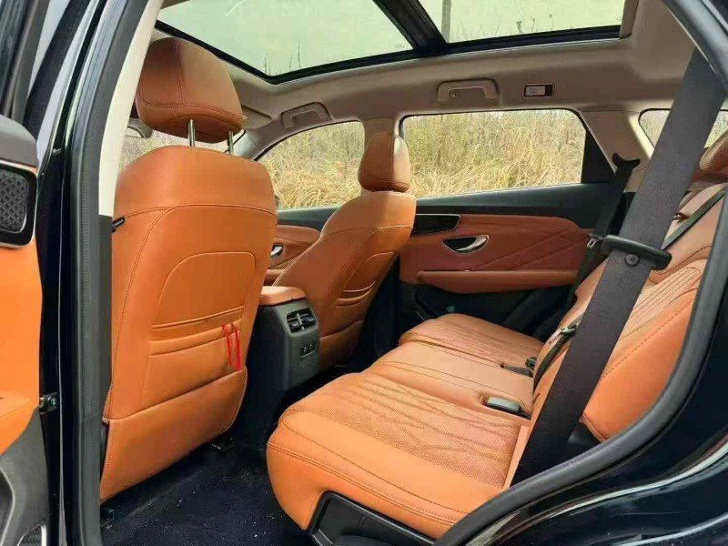 济宁25年奇瑞捷途5