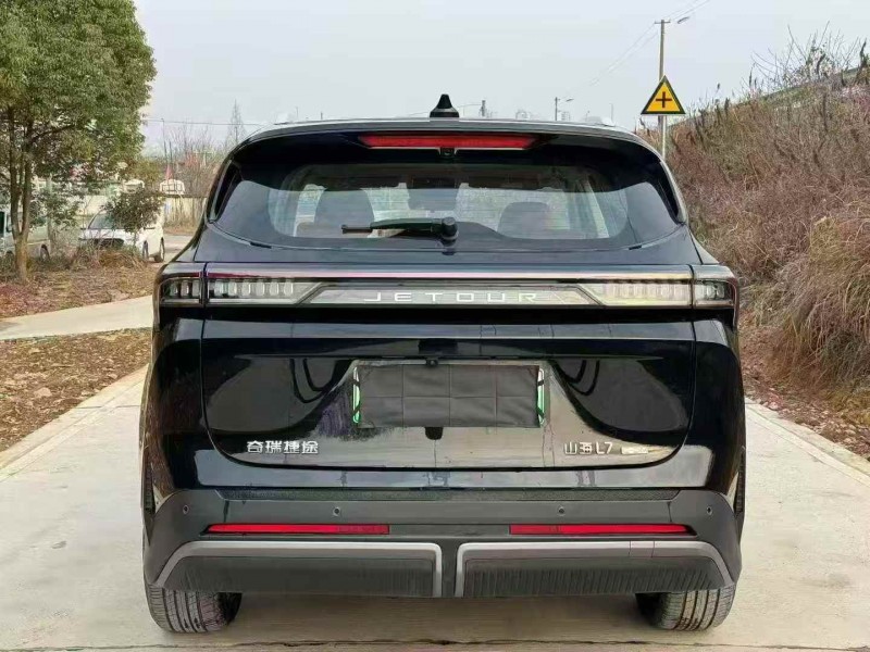 济宁25年奇瑞捷途8