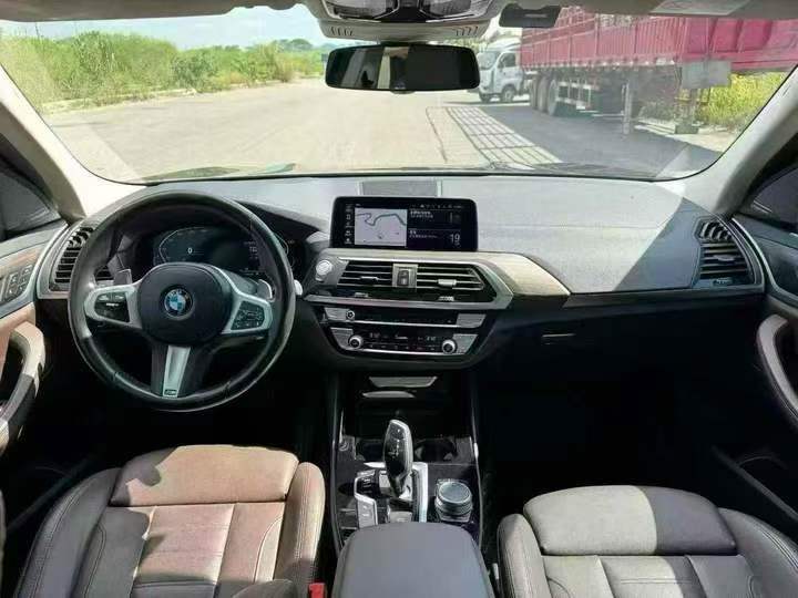 贵港21年宝马X35