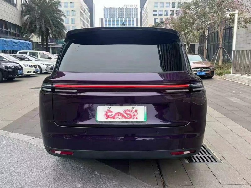 佛山25年零跑汽车C169