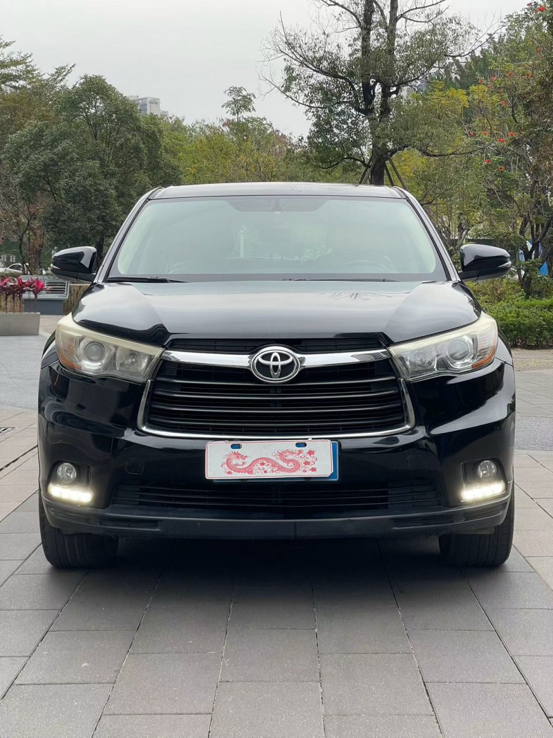 佛山17年丰田汉兰达1