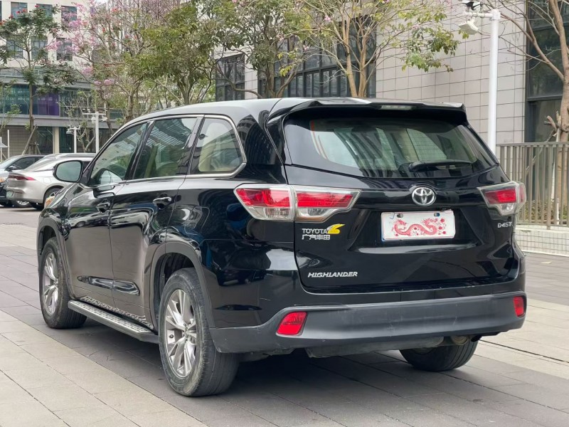 佛山17年丰田汉兰达7