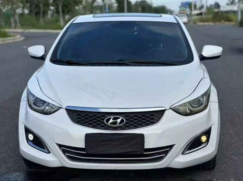 汕头18年现代朗动1