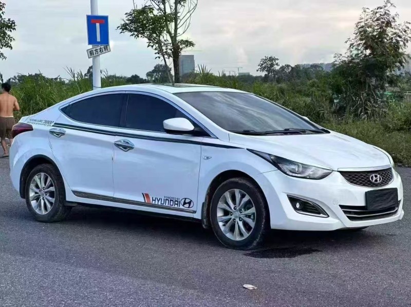 汕头18年现代朗动2