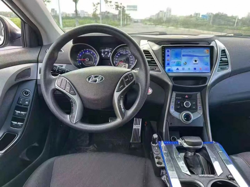 汕头18年现代朗动4