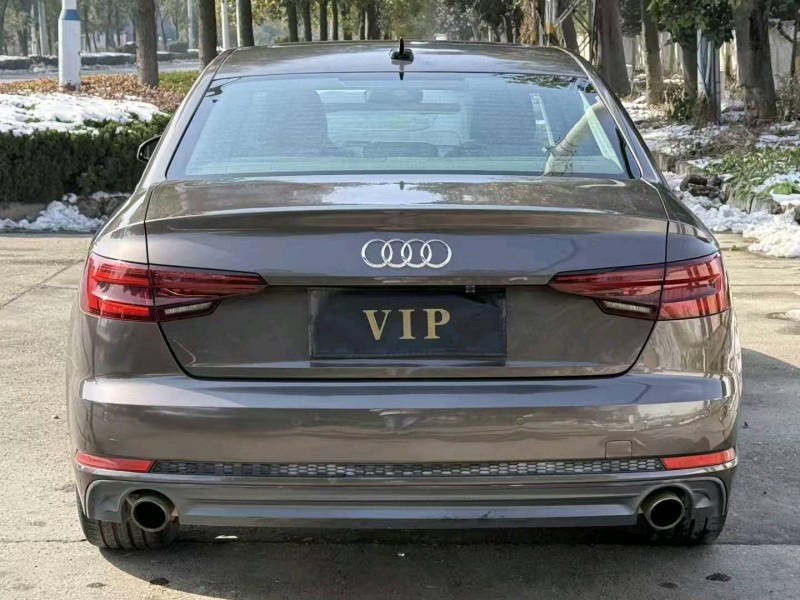 宜昌18年奥迪A4L8