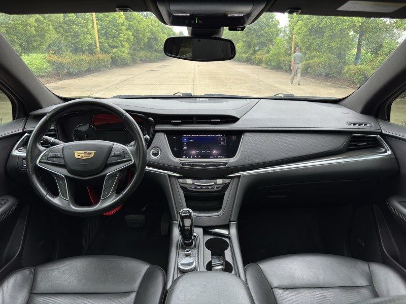 盐城19年凯迪拉克XT58