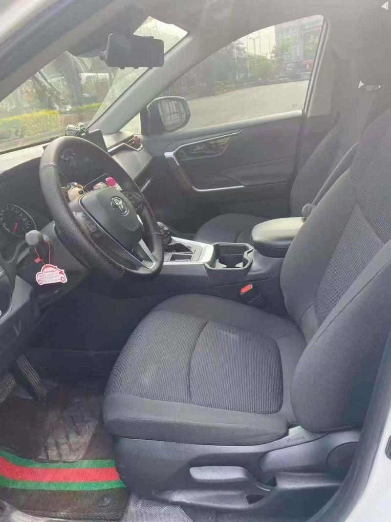 龙岩24年丰田RAV4荣放4