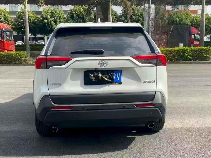 龙岩24年丰田RAV4荣放9